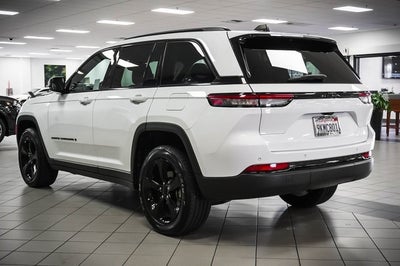 2023 Jeep Grand Cherokee Altitude