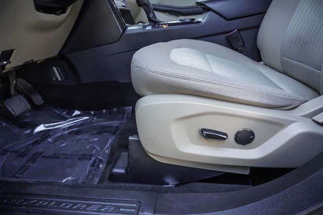 2017 Ford Explorer Base