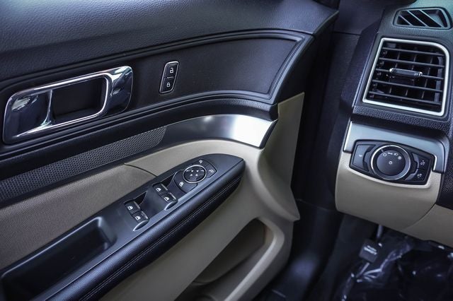 2017 Ford Explorer Base
