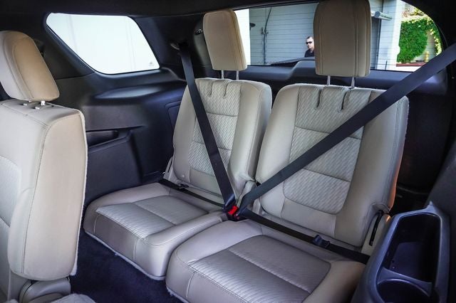 2017 Ford Explorer Base