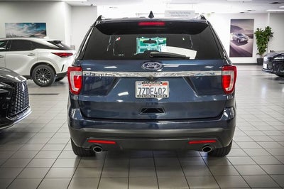 2017 Ford Explorer Base