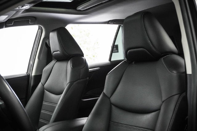 2021 Toyota RAV4 Hybrid XLE Premium