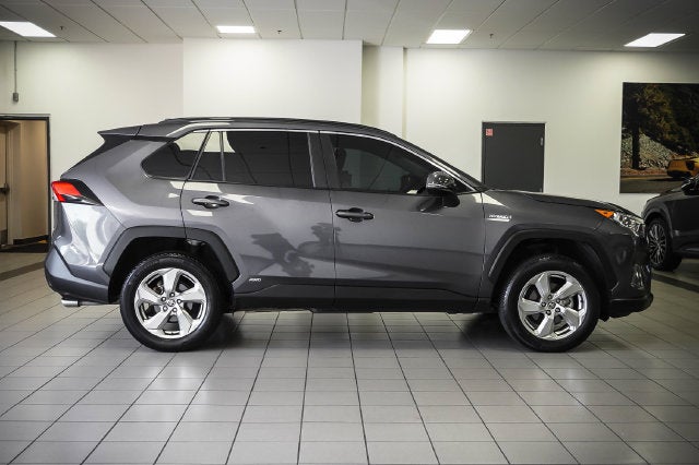 2021 Toyota RAV4 Hybrid XLE Premium