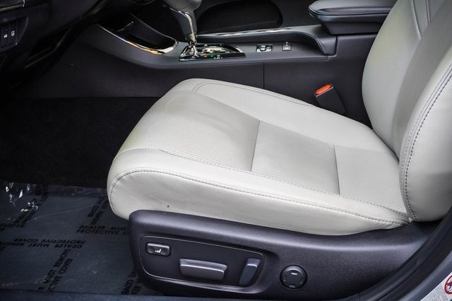 2018 Toyota Avalon Hybrid Limited