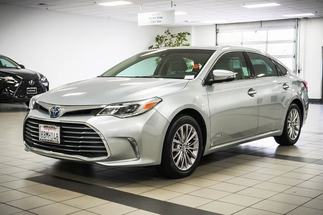 2018 Toyota Avalon Hybrid Limited