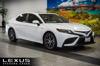 2024 Toyota Camry Hybrid SE
