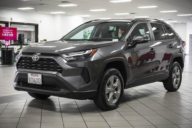 2024 Toyota RAV4 Hybrid LE
