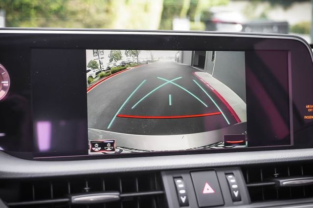 2019 Lexus ES 300h