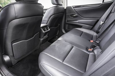 2019 Lexus ES 300h