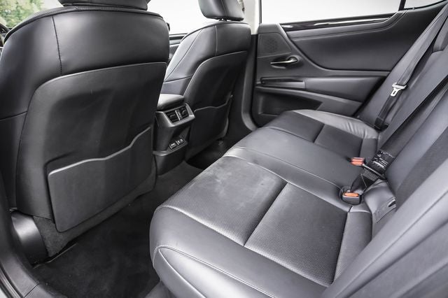 2019 Lexus ES 300h