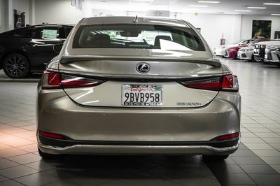 2019 Lexus ES 300h