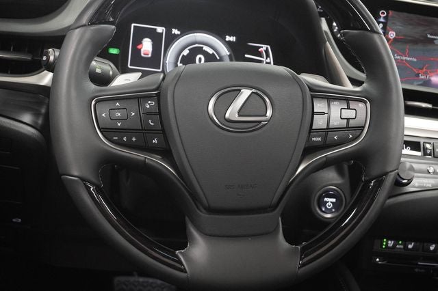 2019 Lexus ES 300h Luxury