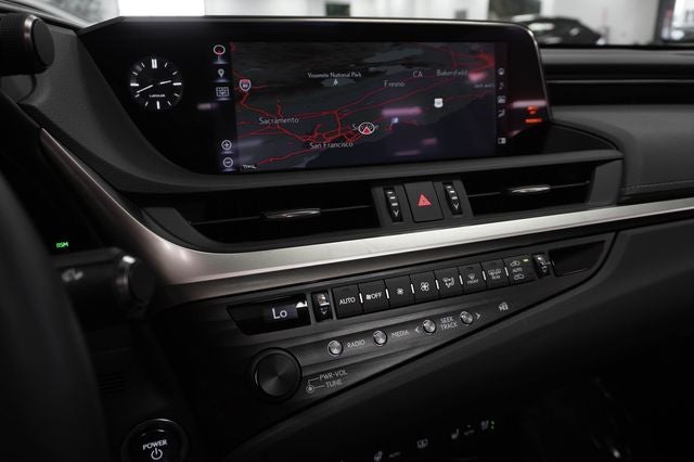 2019 Lexus ES 300h Luxury