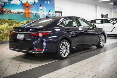 2019 Lexus ES 300h Luxury