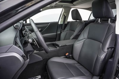 2024 Lexus ES 250