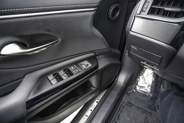 2024 Lexus ES 250