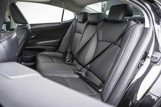 2024 Lexus ES 250