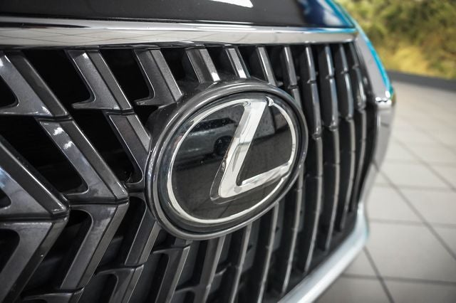 2024 Lexus ES 250