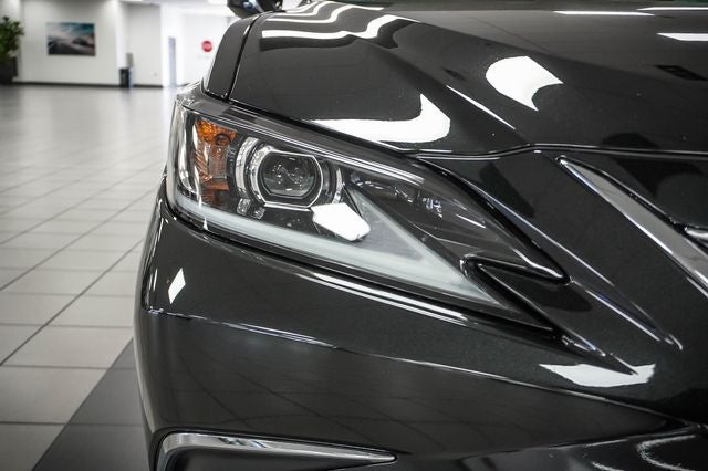 2024 Lexus ES 250