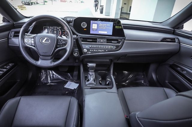 2025 Lexus ES 350