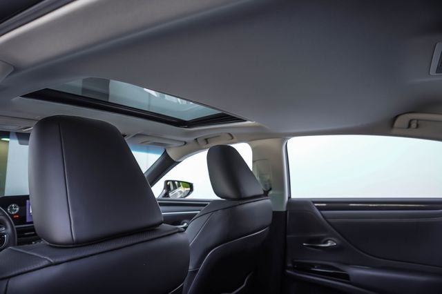2025 Lexus ES 350