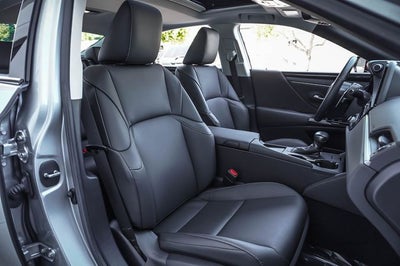 2025 Lexus ES 350