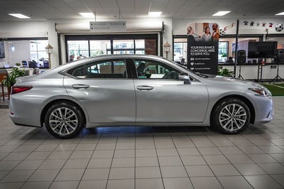 2025 Lexus ES 350