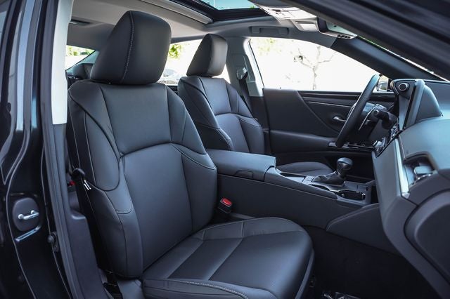 2025 Lexus ES 350