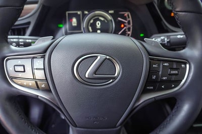 2023 Lexus ES 300h
