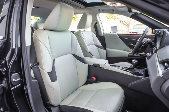 2023 Lexus ES 300h