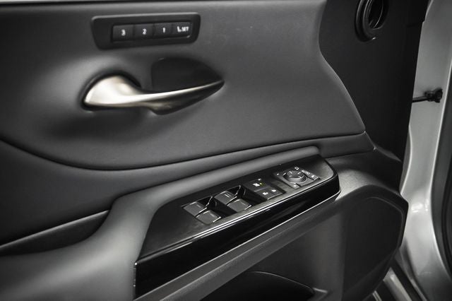 2025 Lexus ES 300h