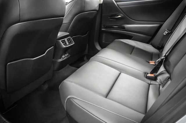 2025 Lexus ES 300h