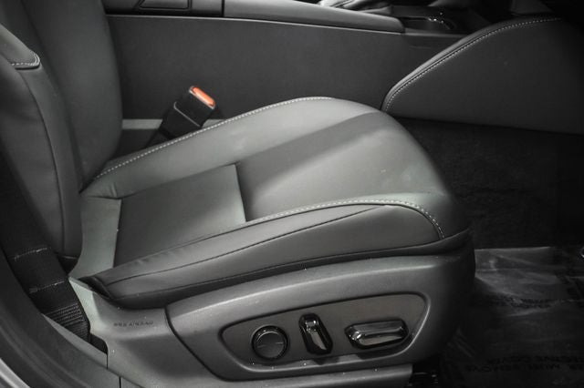 2025 Lexus ES 300h