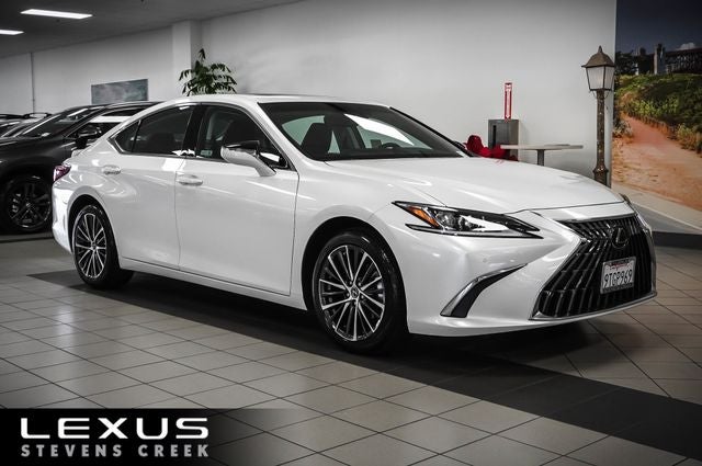 2025 Lexus ES 300h