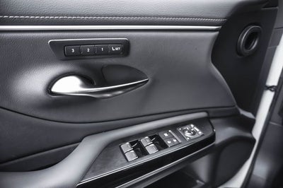2025 Lexus ES 300h
