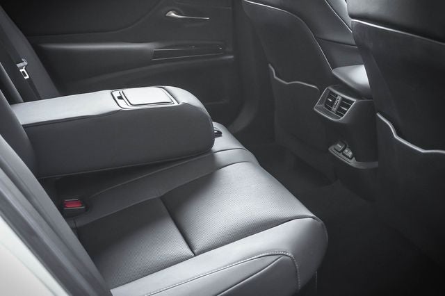 2025 Lexus ES 300h