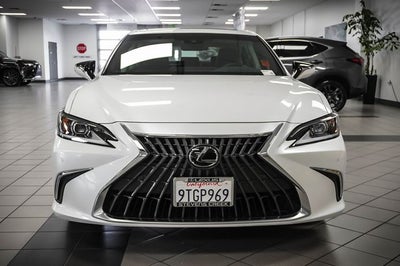 2025 Lexus ES 300h
