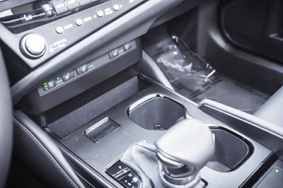 2025 Lexus ES 300h
