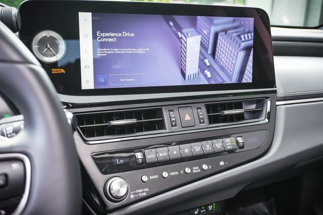 2025 Lexus ES 300h