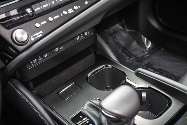 2025 Lexus ES 300h