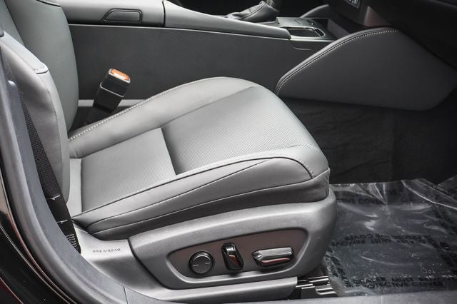 2025 Lexus ES 300h