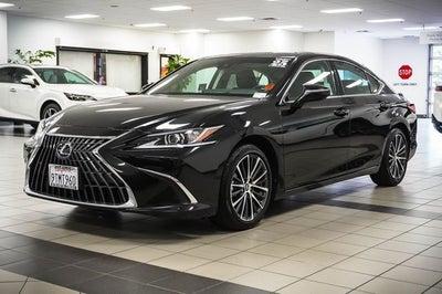 2025 Lexus ES 300h