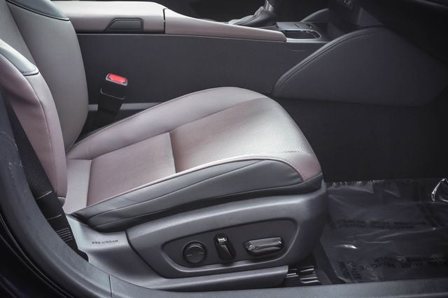 2024 Lexus ES 300h
