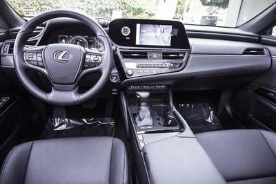 2025 Lexus ES 300h