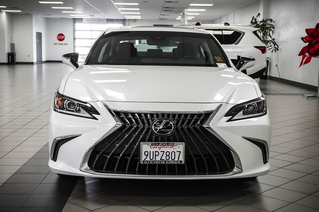 2025 Lexus ES 300h