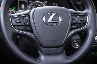 2025 Lexus ES 300h