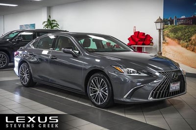 2023 Lexus ES 300h