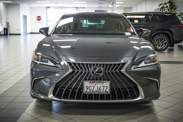 2023 Lexus ES 300h
