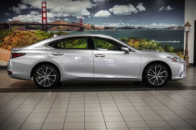2025 Lexus ES 300h