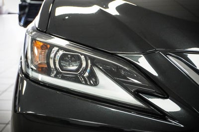 2022 Lexus ES 300h
